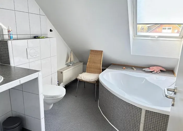 Holiday home Haus Coco 120qm In Dornumersiel, Am Mit Sauna *